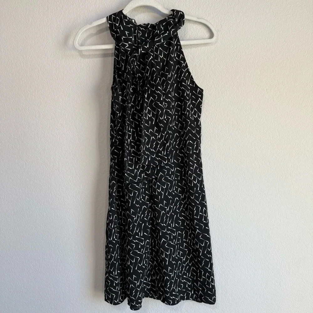 Banana Republic Womens Size 2 Black Sleeveless Halter Neck Lightweight Tie Dress - Picture 2 of 11